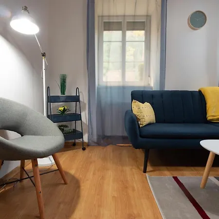 A Charming Little Flat Just Above Szechenyi Square Apartment