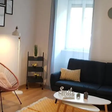 A Charming Little Flat Just Above Szechenyi Square Apartment Pecs